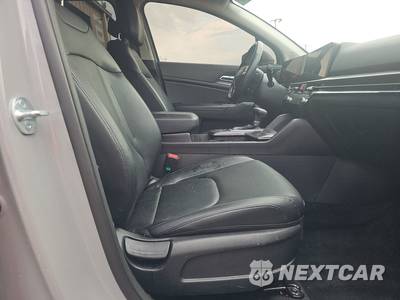 2026 Kia Sportage EX - zdjęcie 8 z 20 - miniatura