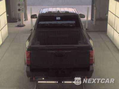 2024 Toyota Tacoma TRD Off-Road Crew Cab Medium Bed - zdjęcie 5 z 35 - miniatura