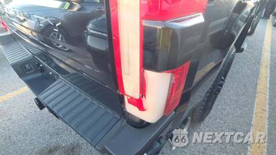 2026 Ford Super Duty F-250 Platinum Crew Cab Medium Bed - zdjęcie 29 z 35 - miniatura