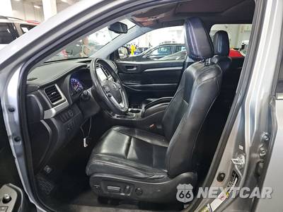 2016 Toyota Highlander XLE - zdjęcie 7 z 39 - miniatura