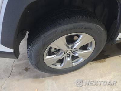 2024 Toyota RAV4 Hybrid LE - zdjęcie 10 z 23 - miniatura