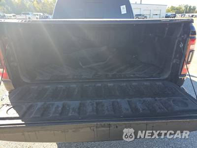 2023 Ram 1500 Big Horn Crew Cab Short Bed - zdjęcie 16 z 30 - miniatura
