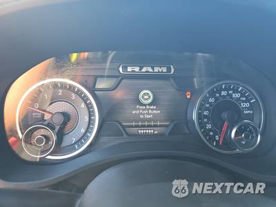 2023 Ram 1500 Big Horn Crew Cab Short Bed - zdjęcie 12 z 30 - miniatura