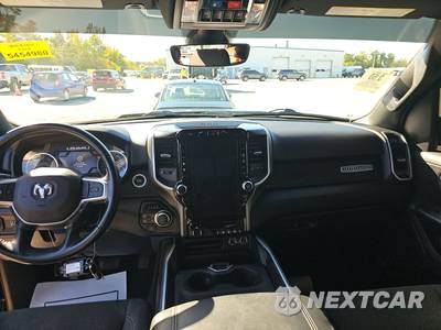 2023 Ram 1500 Big Horn Crew Cab Short Bed - zdjęcie 11 z 30 - miniatura