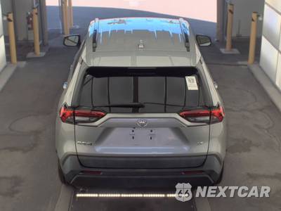 2021 Toyota RAV4 LE - zdjęcie 5 z 38 - miniatura