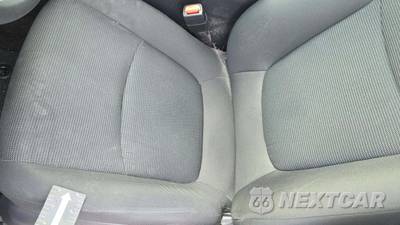 2025 Toyota RAV4 LE - zdjęcie 24 z 43 - miniatura