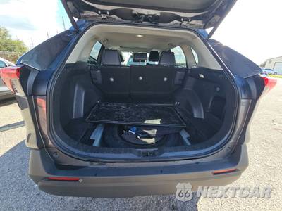 2025 Toyota RAV4 XLE Premium - zdjęcie 16 z 51 - miniatura