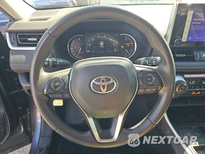 2025 Toyota RAV4 XLE Premium - zdjęcie 10 z 51 - miniatura