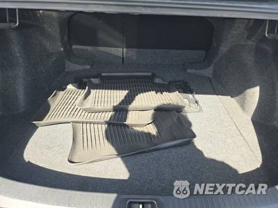 2025 Toyota Corolla LE Sedan - zdjęcie 16 z 31 - miniatura