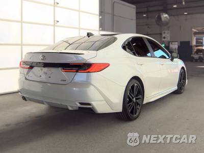 2026 Toyota Camry XSE - zdjęcie 4 z 35 - miniatura
