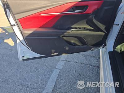 2026 Toyota Camry XSE - zdjęcie 9 z 35 - miniatura