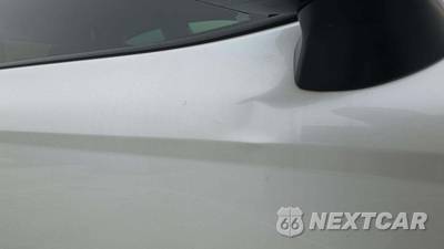 2026 Toyota Camry XSE - zdjęcie 34 z 35 - miniatura