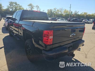 2018 Chevrolet Silverado 2500HD LTZ Crew Cab Medium Bed 1LZ - zdjęcie 6 z 24 - miniatura