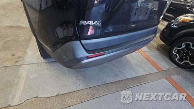 2020 Toyota RAV4 Limited - zdjęcie 30 z 41 - miniatura