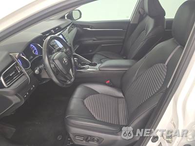 2020 Toyota Camry SE - zdjęcie 7 z 20 - miniatura
