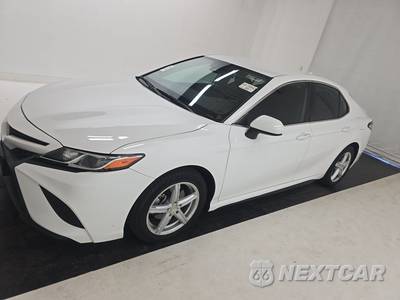 2020 Toyota Camry SE - zdjęcie 1 z 20 - miniatura