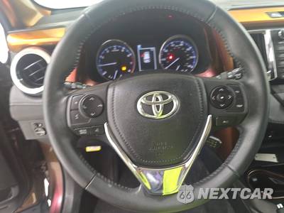 2016 Toyota RAV4 Limited - zdjęcie 10 z 31 - miniatura
