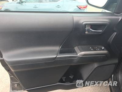 2016 Toyota Tacoma TRD Sport Extended Cab Long Bed w/Rear Doors - zdjęcie 9 z 34 - miniatura