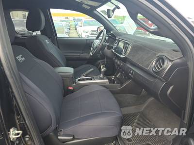 2016 Toyota Tacoma TRD Sport Extended Cab Long Bed w/Rear Doors - zdjęcie 8 z 34 - miniatura