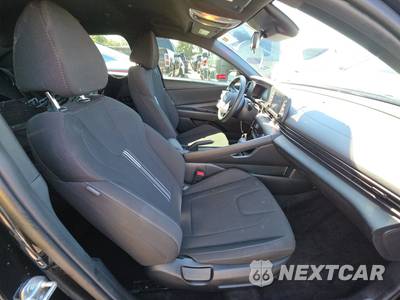 2026 Hyundai Elantra SEL Sport - zdjęcie 8 z 36 - miniatura