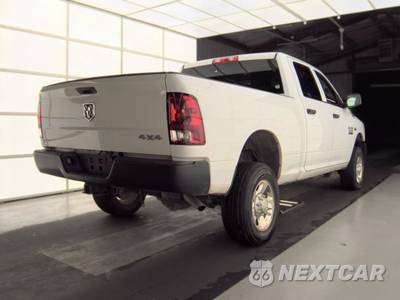 2016 Ram 2500 Tradesman Crew Cab Medium Bed - zdjęcie 4 z 28 - miniatura