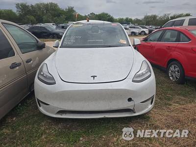 2023 Tesla Model Y Long Range - zdjęcie 2 z 35 - miniatura