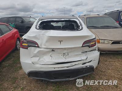 2023 Tesla Model Y Long Range - zdjęcie 5 z 35 - miniatura
