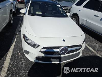 2021 Mercedes-Benz A 220 4MATIC - zdjęcie 2 z 25 - miniatura