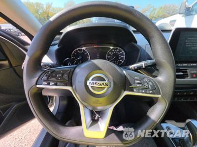 2022 Nissan Altima SV - zdjęcie 10 z 23 - miniatura