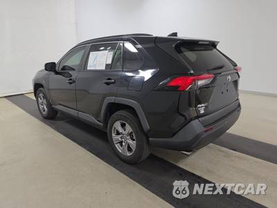 2022 Toyota RAV4 XLE - zdjęcie 6 z 41 - miniatura
