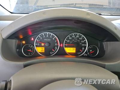 2011 Nissan Frontier SL Crew Cab Medium Bed - zdjęcie 12 z 42 - miniatura