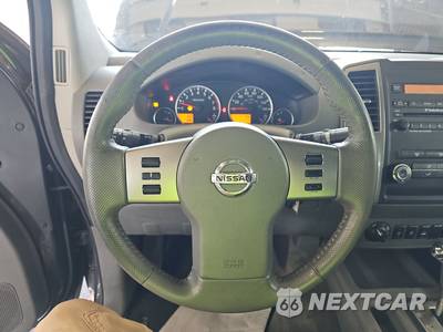 2011 Nissan Frontier SL Crew Cab Medium Bed - zdjęcie 10 z 42 - miniatura
