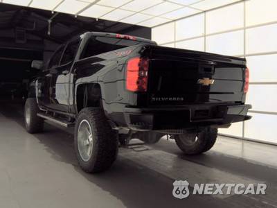 2018 Chevrolet Silverado 1500 Custom Crew Cab Short Bed 1CX - zdjęcie 6 z 34 - miniatura