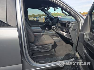 2023 Ford F-150 Hybrid XLT Crew Cab Short Bed - zdjęcie 8 z 30 - miniatura