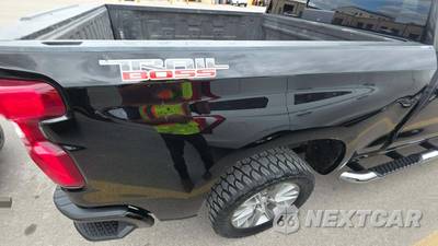 2021 Chevrolet Silverado 1500 LT Trail Boss Crew Cab Short Bed 2LT - zdjęcie 30 z 37 - miniatura