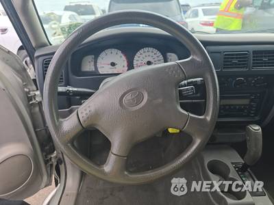 2004 Toyota Tacoma PreRunner Crew Cab Medium Bed - zdjęcie 10 z 30 - miniatura