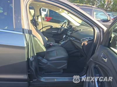 2013 Ford Escape Titanium - zdjęcie 8 z 29 - miniatura