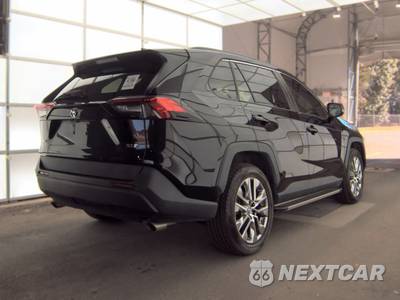 2019 Toyota RAV4 XLE Premium - zdjęcie 4 z 38 - miniatura