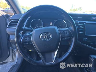 2020 Toyota Camry SE Nightshade - zdjęcie 10 z 50 - miniatura