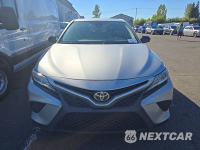 2020 Toyota Camry SE Nightshade - zdjęcie 2 z 50 - miniatura