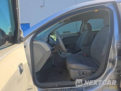 2009 Chevrolet Malibu LS 1FL - zdjęcie 7 z 54 - miniatura