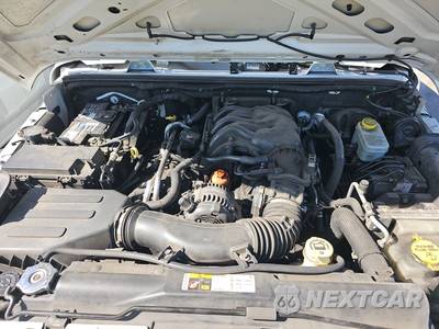 2013 Jeep Wrangler Sport - zdjęcie 15 z 40 - miniatura