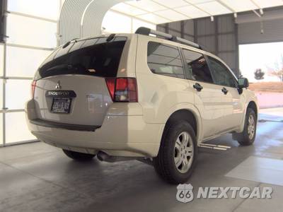2008 Mitsubishi Endeavor LS - zdjęcie 4 z 41 - miniatura