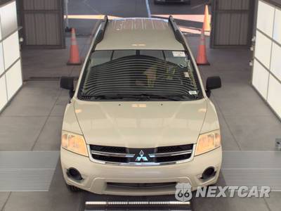 2008 Mitsubishi Endeavor LS - zdjęcie 2 z 41 - miniatura