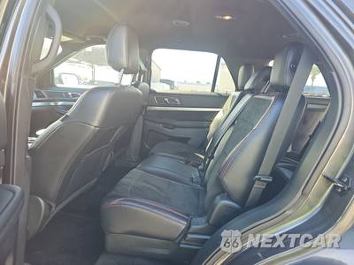 2019 Ford Explorer XLT - zdjęcie 13 z 19 - miniatura