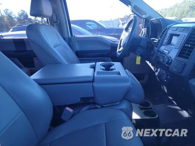 2017 Ford Super Duty F-250 XL Crew Cab Long Bed - zdjęcie 8 z 20 - miniatura