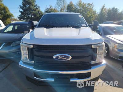 2017 Ford Super Duty F-250 XL Crew Cab Long Bed - zdjęcie 2 z 20 - miniatura