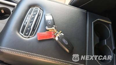 2020 Ford Super Duty F-250 Limited Crew Cab Medium Bed - zdjęcie 24 z 28 - miniatura