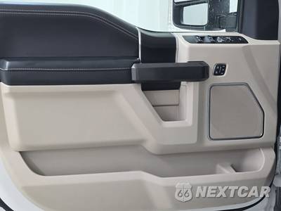 2020 Ford Super Duty F-250 Limited Crew Cab Medium Bed - zdjęcie 9 z 28 - miniatura