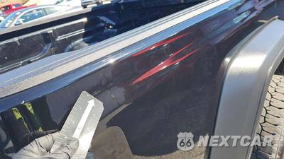 2022 Jeep Gladiator Sport Crew Cab Medium Bed - zdjęcie 29 z 30 - miniatura